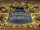 Bibliotheca nationalis - zlacená kartuš s nápisem